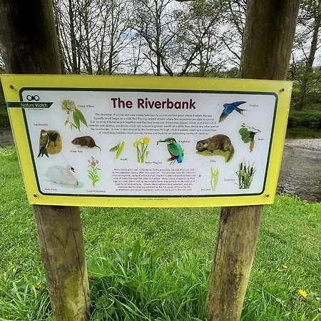 3 Bed In Windermere 90476 *