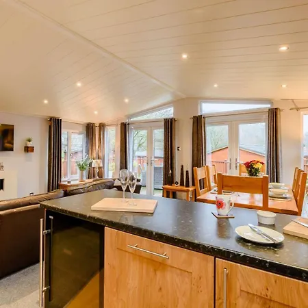 3 Bed In Windermere Oc-90476 Holiday home *